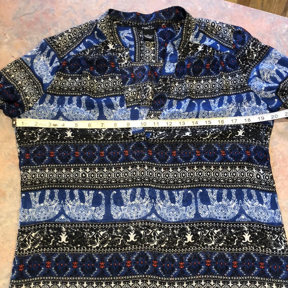 EUC Rue21 Blouse - Picture 7 of 9